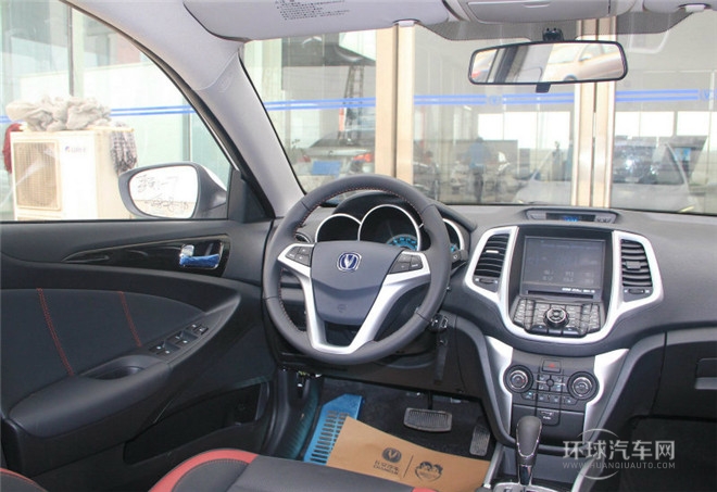 2015款 1.6L 手動尚酷型 國IV