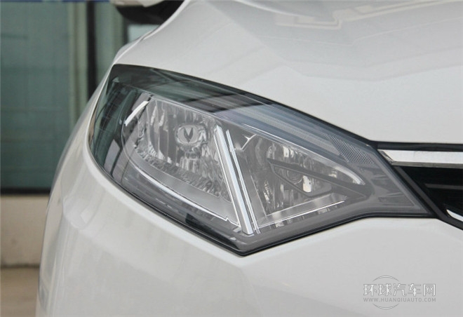 2015款 1.6L 手動(dòng)尚酷型 國(guó)IV