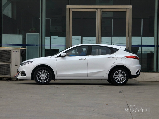 2015款 1.6L 手動(dòng)尚酷型 國(guó)IV