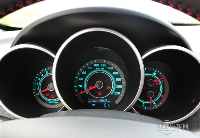 2015款 1.6L 手動致酷型 國IV