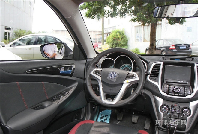 2015款 1.6L 自動俊酷型 國IV