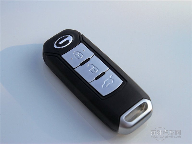 2015款 1.8T 自動(dòng)四驅(qū)豪華導(dǎo)航版