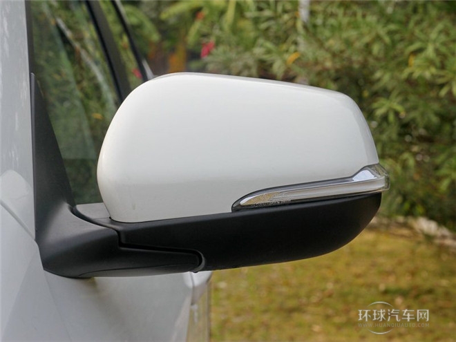 2015款 1.8T 自動四驅豪華導航版