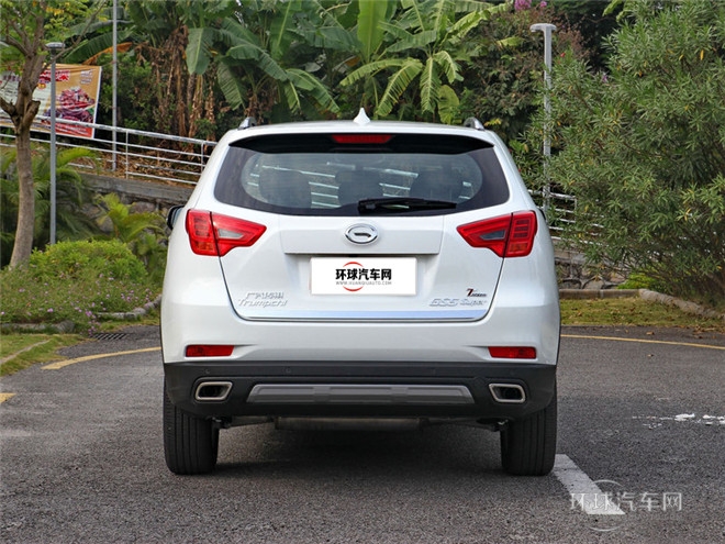 2015款 1.8T 自動四驅豪華導航版