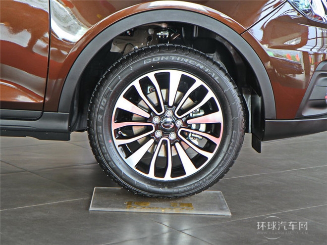 2015款 2.0L 自動兩驅豪華導航版