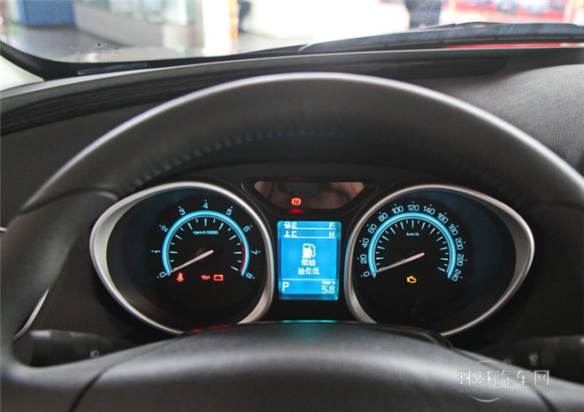 2015款 2.0L 自動兩驅豪華導航版