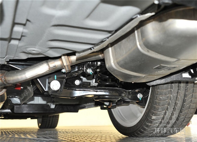 2015款 1.8T 標準型