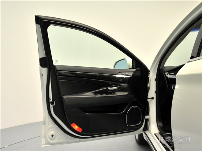 2015款 1.8T 標準型