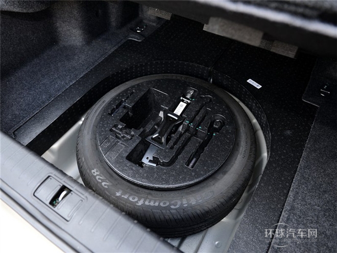 2015款 1.8T 旗艦型