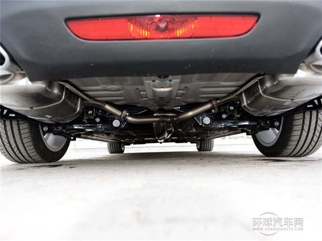 2015款 1.8T 旗艦型