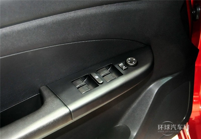 2015款 1.5L 手動金鉆版