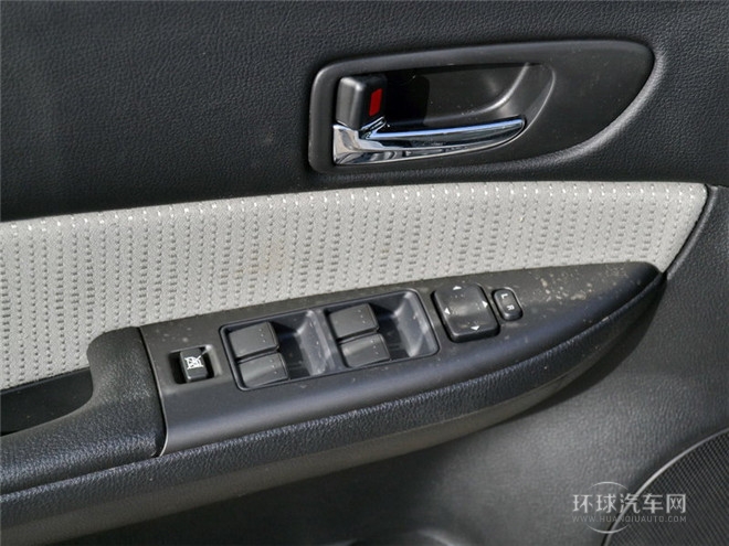 2015款 2.0L 手動(dòng)型