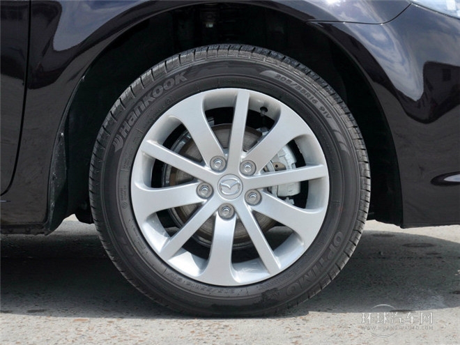 2015款 2.0L 自動超豪華型