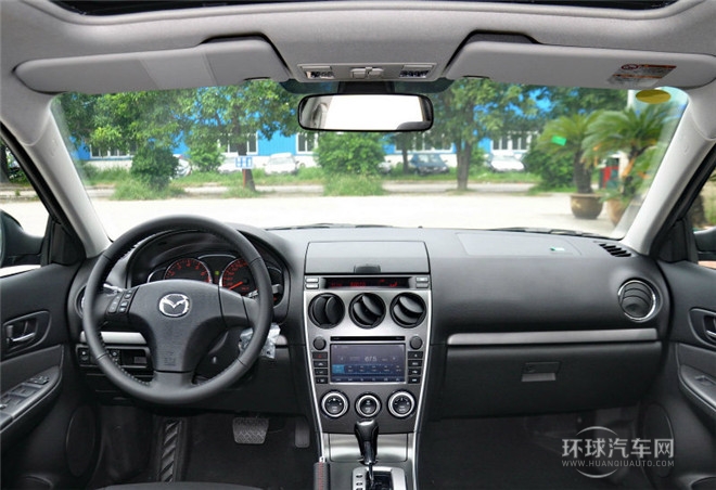 2015款 2.0L 自動超豪華型