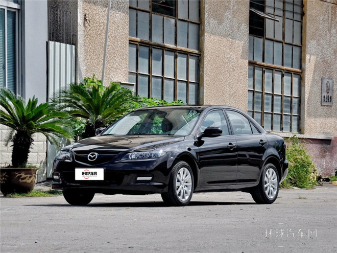 2015款 2.0L 自動超豪華型