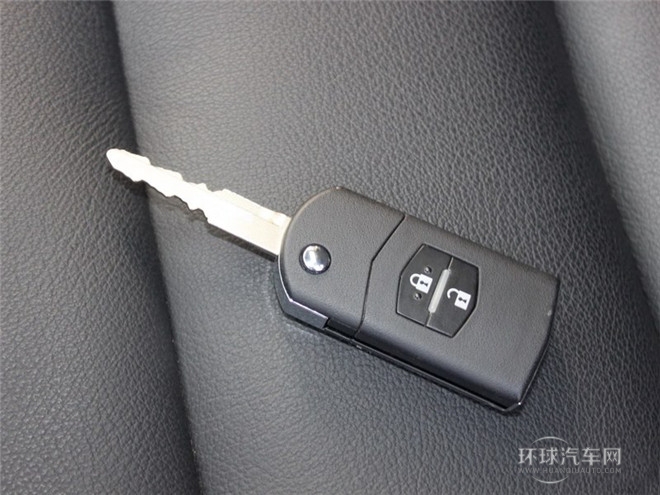 2015款 2.0L 自動豪華型