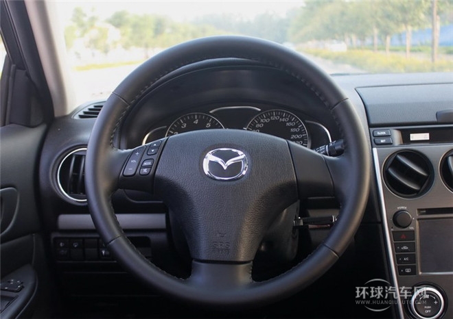 2015款 2.0L 自動豪華型