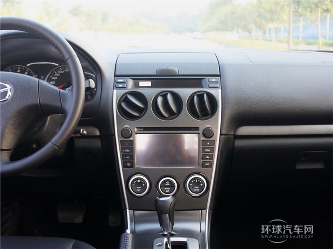 2015款 2.0L 自動豪華型