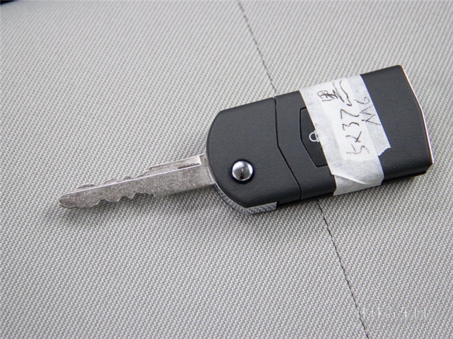 2015款 2.0L 自動經典型