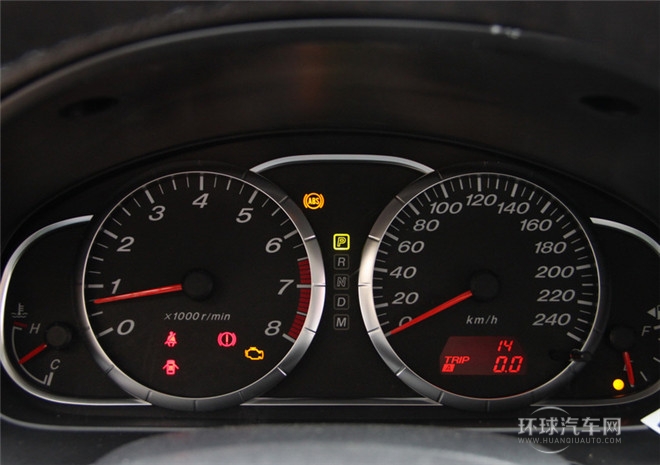 2015款 2.0L 自動經典型