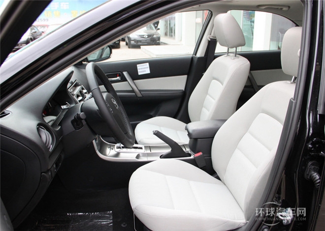 2015款 2.0L 自動經典型