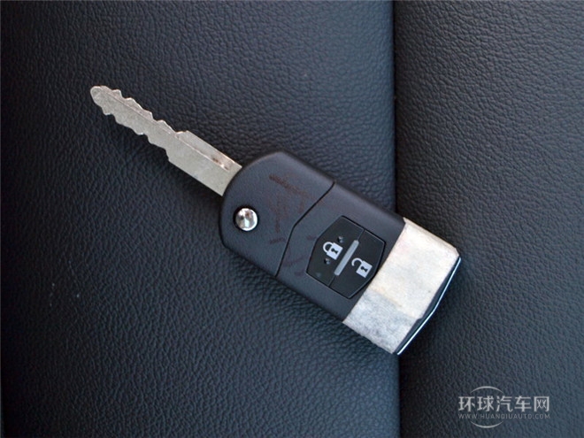 2015款 2.0L 自動(dòng)時(shí)尚型