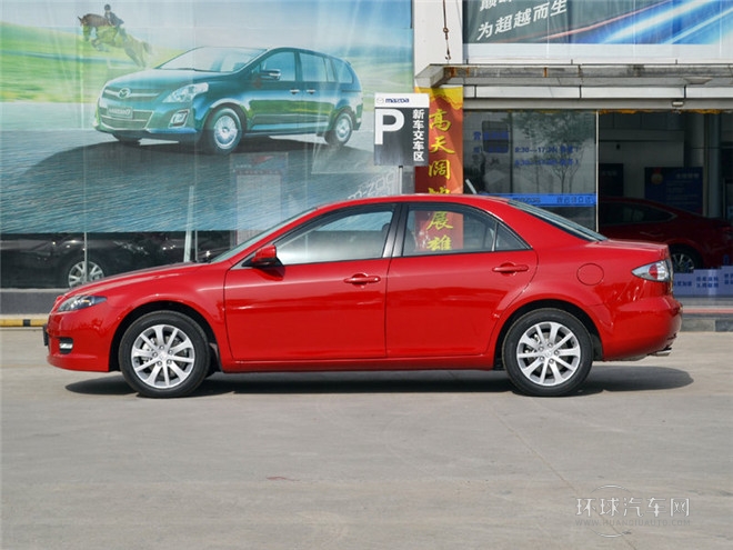 2015款 2.0L 自動時尚型