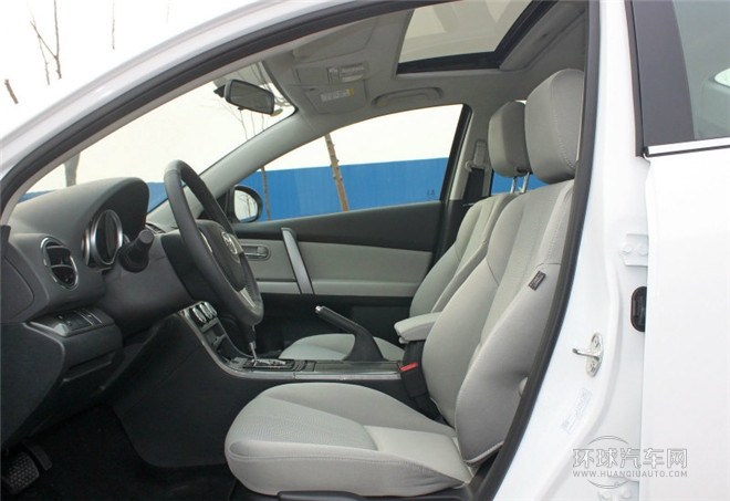 2015款 2.0L 自動豪華版