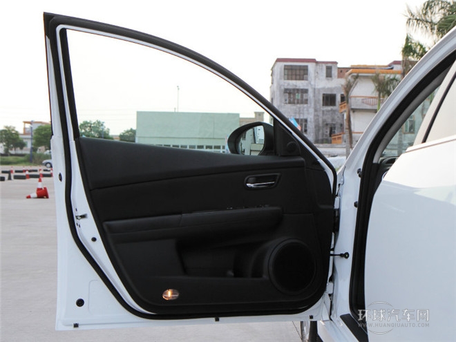 2015款 轎跑 2.0L 自動精英版