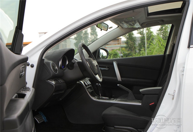 2015款 轎跑 2.0L 自動精英版