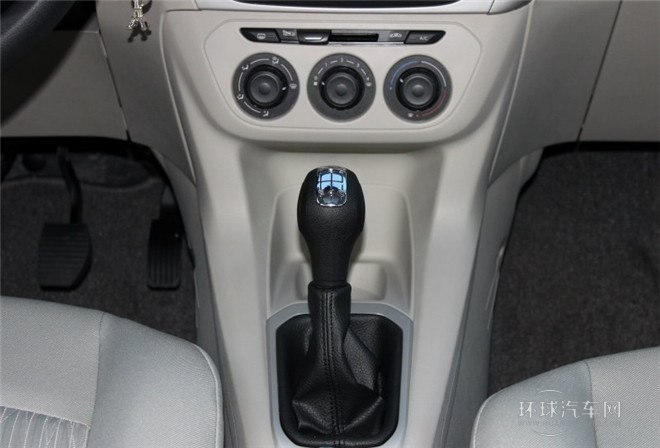 2015款 質尚版 1.6L 自動豪華型