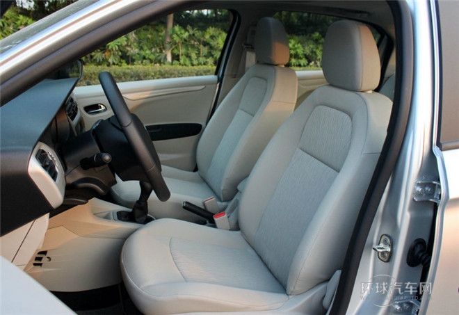 2015款 質尚版 1.6L 自動豪華型