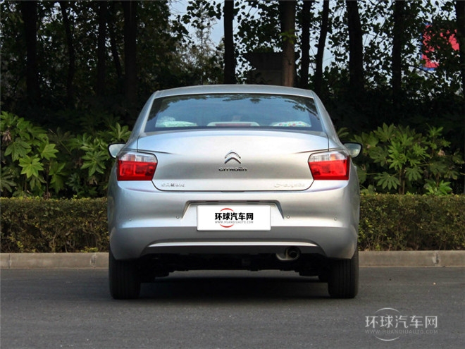 2015款 質尚版 1.6L 自動豪華型