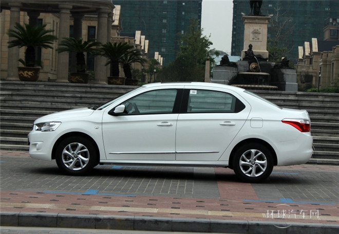 2015款 質尚版 1.6L 自動舒適型