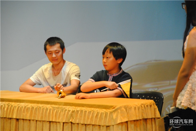 電影熱潮席卷魔都 廣汽傳祺聯合《電影新青年》走進上戲