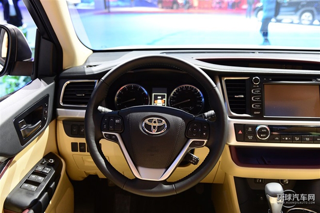 2015款 2.0T 四驅精英版 7座