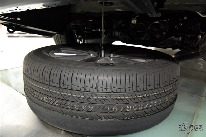 2015款 2.0T 四驅(qū)至尊版 7座