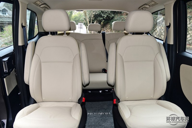 2015款 2.0T 自動豪華型