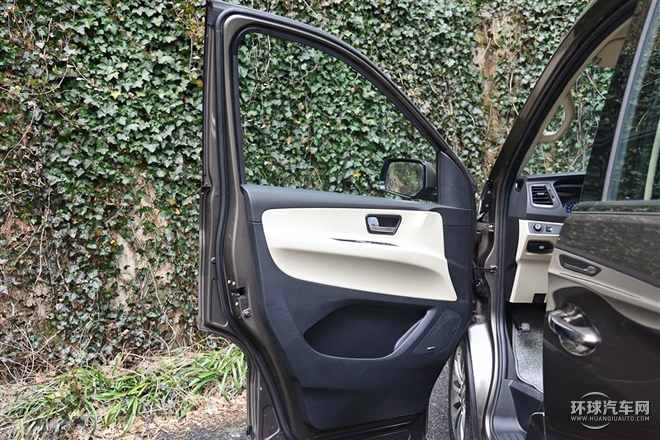 2015款 2.0T 自動旗艦型