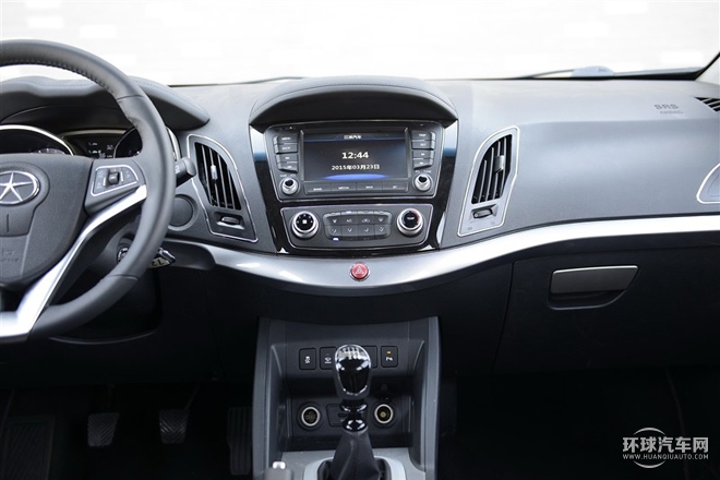 2015款 1.5T 手動豪華型