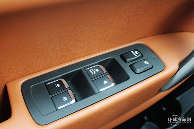 2015款 1.5T 手動(dòng)舒適型