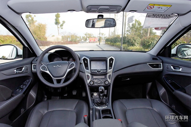 2015款 1.6L 手動(dòng)致領(lǐng)版