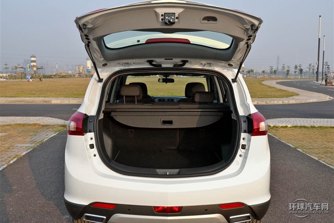 2015款 2.0T 手動豪華型