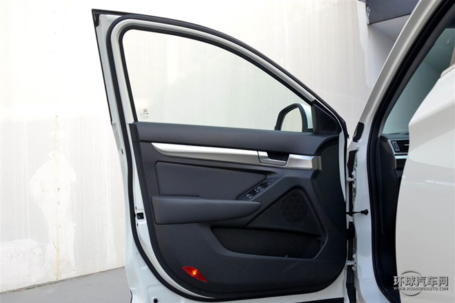 2015款 2.0T 手動豪華型