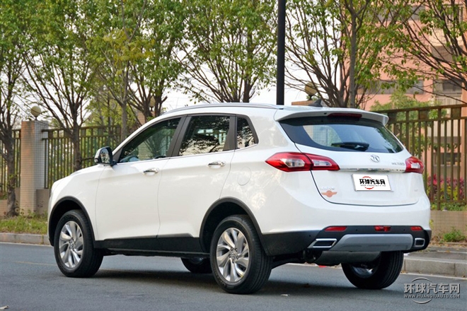 2015款 2.0T 手動豪華型