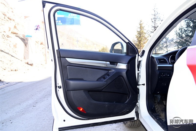 2015款 2.0T 手動精英型