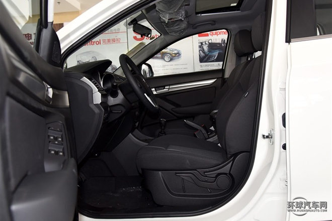 2015款 2.0T 手動舒適型