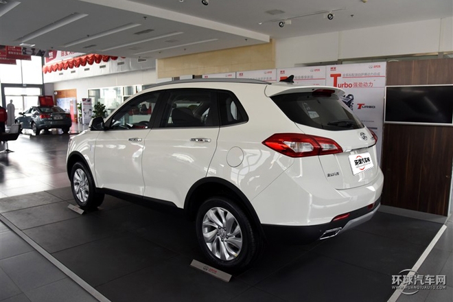 2015款 2.0T 手動(dòng)舒適型