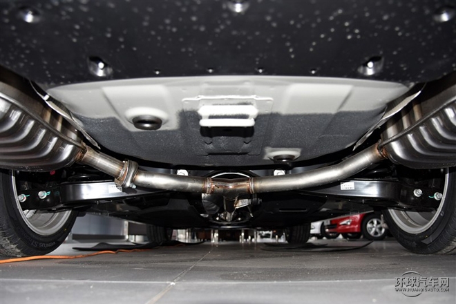 2015款 2.4L LUX至尊型