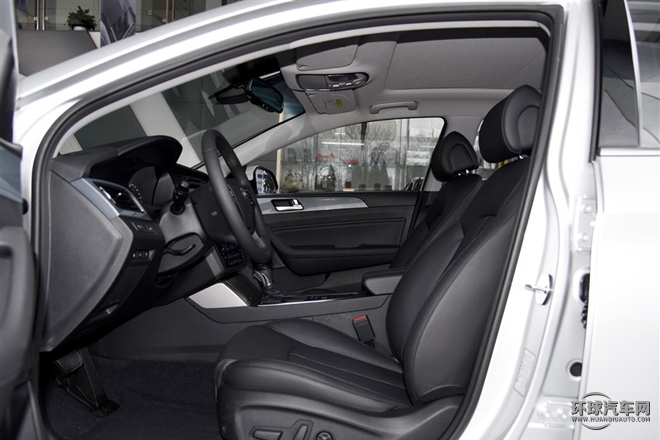 2015款 2.4L LUX至尊型